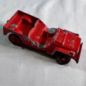 Vintage Tootsietoy Die Cast Jeep Made in USA Red Military Utility Vehicle